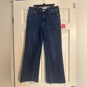 Women's Risen Dark Blue Cropped Jeans Size 7/28